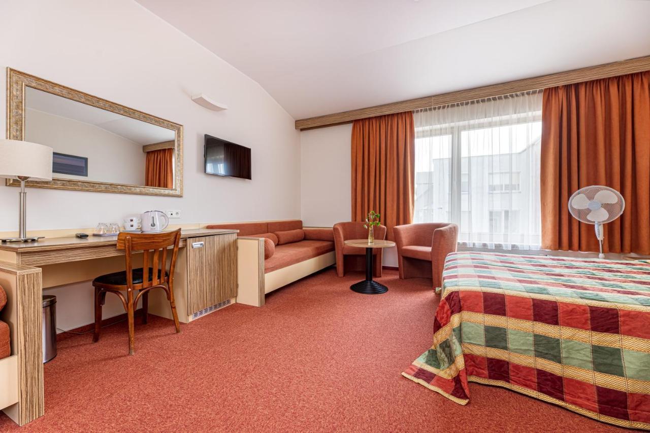 Info Hotel Palanga Bagian luar foto