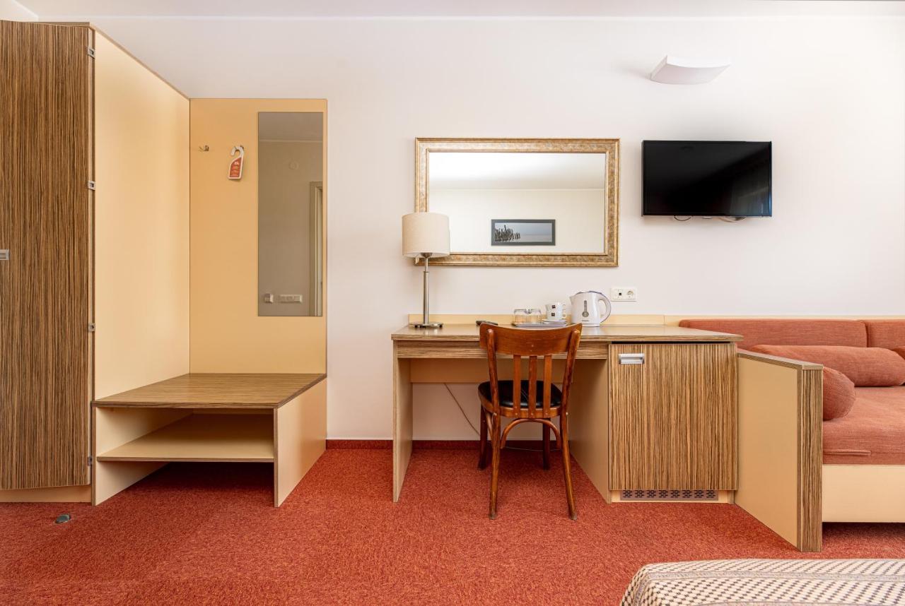 Info Hotel Palanga Bagian luar foto